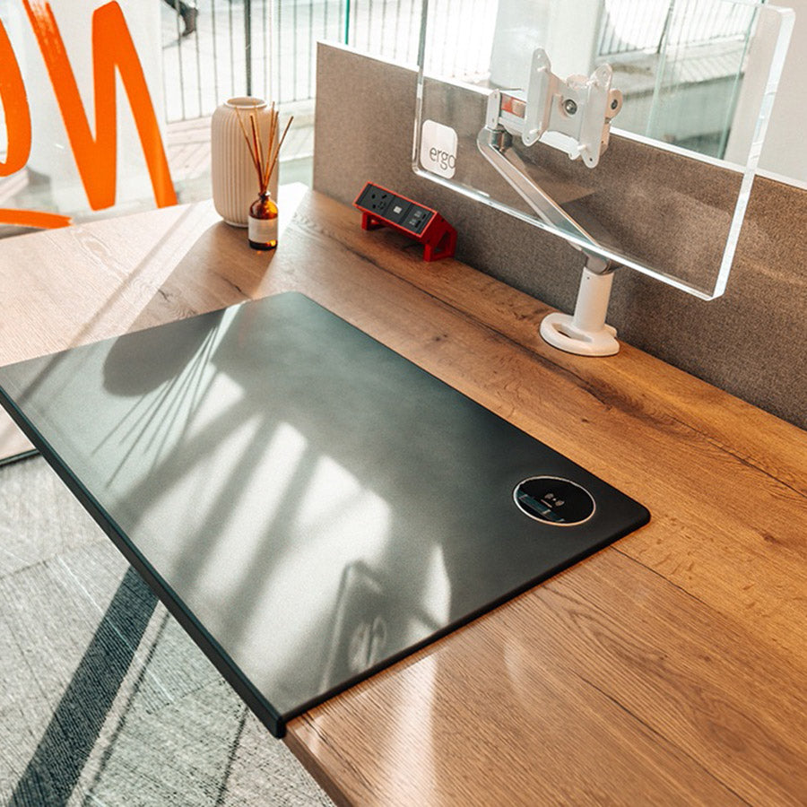 Desk Mat with AirCharge™